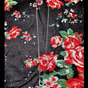 NWT Silver horseshoe necklace